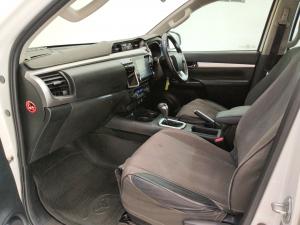 Toyota Hilux 2.8GD-6 double cab 4x4 Raider auto - Image 7