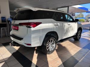 Toyota Fortuner 2.4GD-6 - Image 2