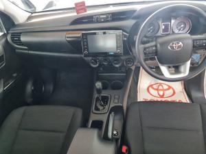 Toyota Hilux 2.4GD-6 single cab 4x4 Raider auto - Image 6