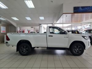 Toyota Hilux 2.4GD-6 single cab 4x4 Raider auto - Image 3