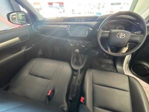 Toyota Hilux 2.4GD single cab S (aircon) - Image 6