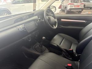 Toyota Hilux 2.4GD single cab S (aircon) - Image 7