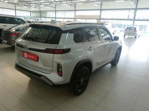 Toyota Urban Cruiser 1.5 XR manual - Image 2