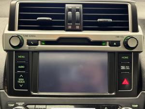 Toyota Land Cruiser Prado 3.0DT VX - Image 12
