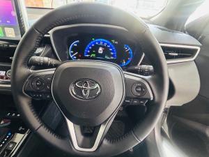 Toyota Corolla Cross 1.8 HEV XS - Image 8
