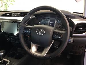 Toyota Hilux 2.8GD-6 48V double cab Raider - Image 8