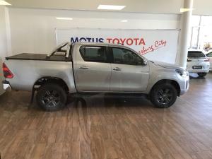 Toyota Hilux 2.8GD-6 48V double cab Raider - Image 3