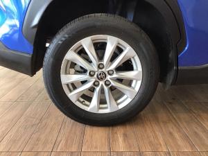 Toyota Corolla Cross 1.8 Xi - Image 9