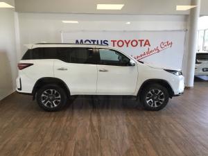 Toyota Fortuner 2.4GD-6 4x4 - Image 3