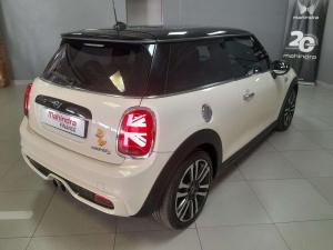 MINI Cooper S automatic - Image 16