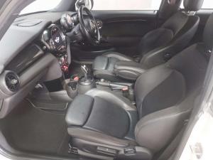 MINI Cooper S automatic - Image 18