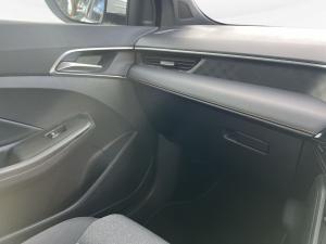MG MG3 1.5 Comfort manual - Image 19