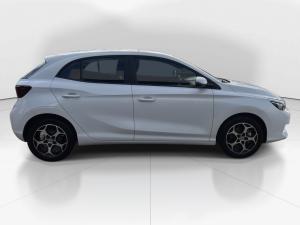 MG MG3 1.5 Comfort manual - Image 8