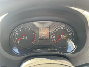 Volkswagen Polo Vivo hatch 1.6 Comfortline auto - Image 13