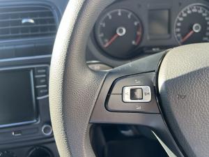 Volkswagen Polo Vivo hatch 1.6 Comfortline auto - Image 18
