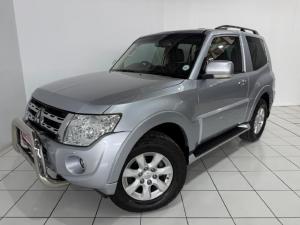 Mitsubishi Pajero 3-door 3.2DI-D GLS - Image 1
