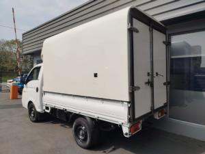 Hyundai H-100 Bakkie 2.6D deck - Image 8