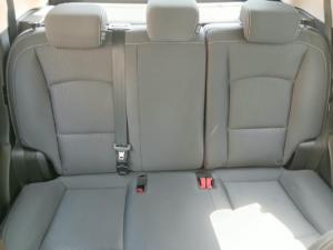 Mahindra XUV300 1.2T W6 - Image 17