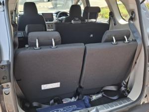 Renault Triber 1.0 Evolution - Image 13