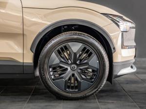 Volvo EX30 Cross Country Twin Motor Performance Ultra - Image 15