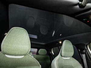 Volvo EX30 Cross Country Twin Motor Performance Ultra - Image 20