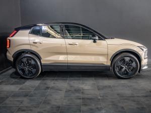 Volvo EX30 Cross Country Twin Motor Performance Ultra - Image 2