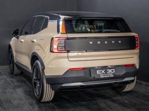 Volvo EX30 Cross Country Twin Motor Performance Ultra - Image 3