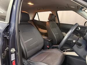 Hyundai Venue 1.0T Motion Limited Edition auto - Image 10
