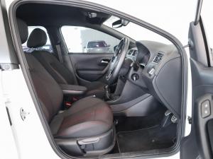 Volkswagen Polo Vivo hatch 1.0TSI GT - Image 16