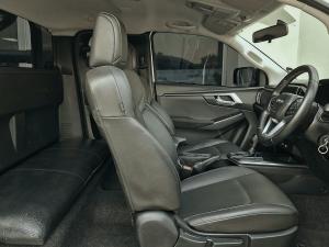Isuzu D-Max 1.9TD Extended cab LS auto - Image 13