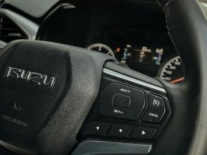 Isuzu D-Max 1.9TD Extended cab LS auto - Image 9