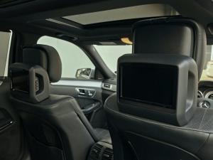 Mercedes-Benz E-Class E350 BlueTec Avantgarde - Image 11