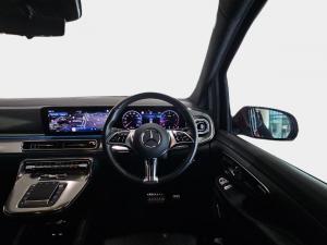 Mercedes-Benz V-Class V300d Exclusive - Image 12