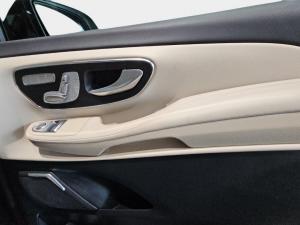 Mercedes-Benz V-Class V300d Exclusive - Image 17