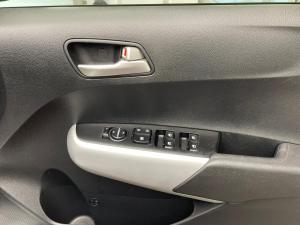 Kia Picanto 1.0 Street - Image 32
