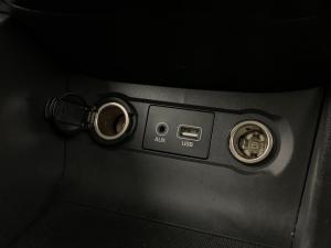 Hyundai i20 1.4 Fluid - Image 10