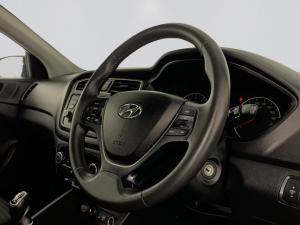 Hyundai i20 1.4 Fluid - Image 20