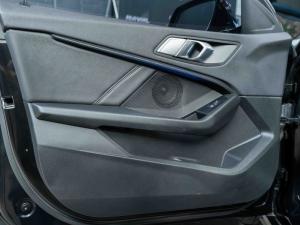 BMW 1 Series 118i - Image 21