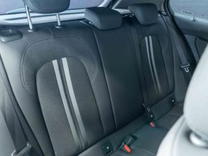 BMW 1 Series 118i - Image 25