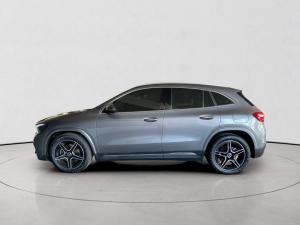 Mercedes-Benz GLA GLA200d Progressive - Image 10