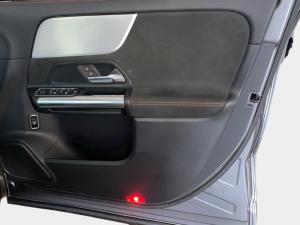 Mercedes-Benz GLA GLA200d Progressive - Image 21