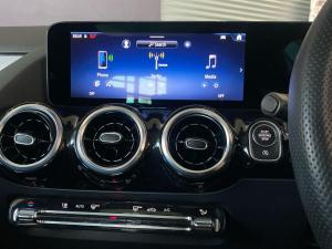 Mercedes-Benz GLA GLA200d Progressive - Image 22