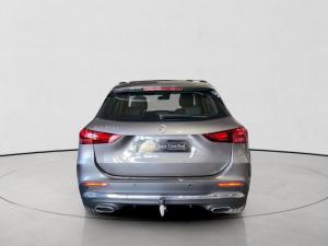 Mercedes-Benz GLA GLA200d Progressive - Image 5