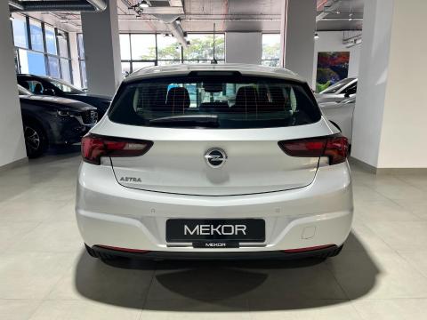 Image Opel Astra hatch 1.4T Enjoy