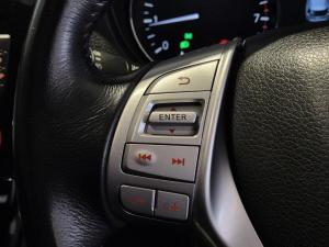 Nissan X-Trail 2.5 4x4 SE - Image 18