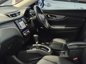 Nissan X-Trail 2.5 4x4 SE - Image 19