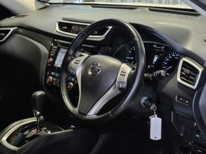 Nissan X-Trail 2.5 4x4 SE - Image 21
