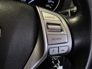 Nissan X-Trail 2.5 4x4 SE - Image 23
