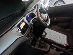 Volkswagen Polo hatch 1.0TSI - Image 6