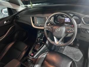 Opel Grandland X 1.6 Turbo - Image 12